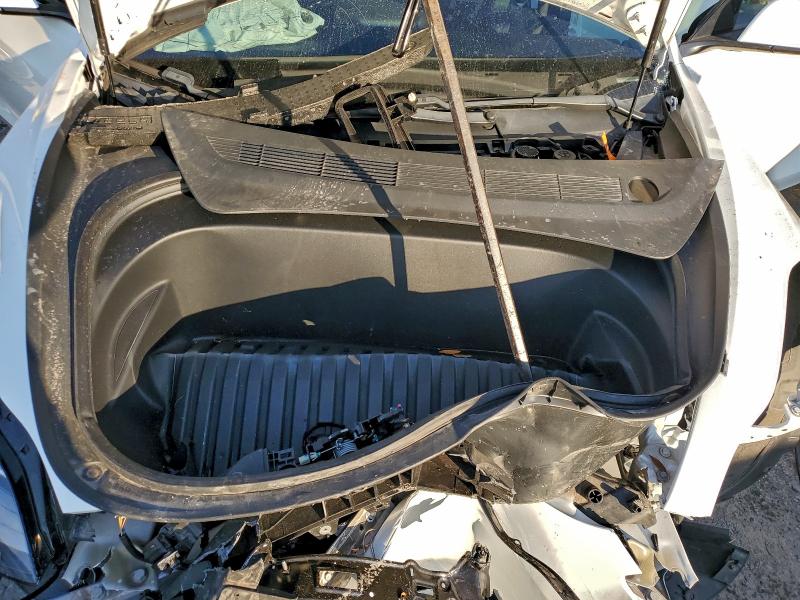 Фото 12 - TESLA MODEL 3