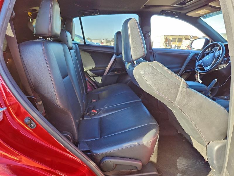 Фото 11 - TOYOTA RAV4