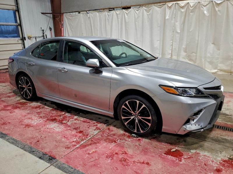 Фото 4 - TOYOTA CAMRY