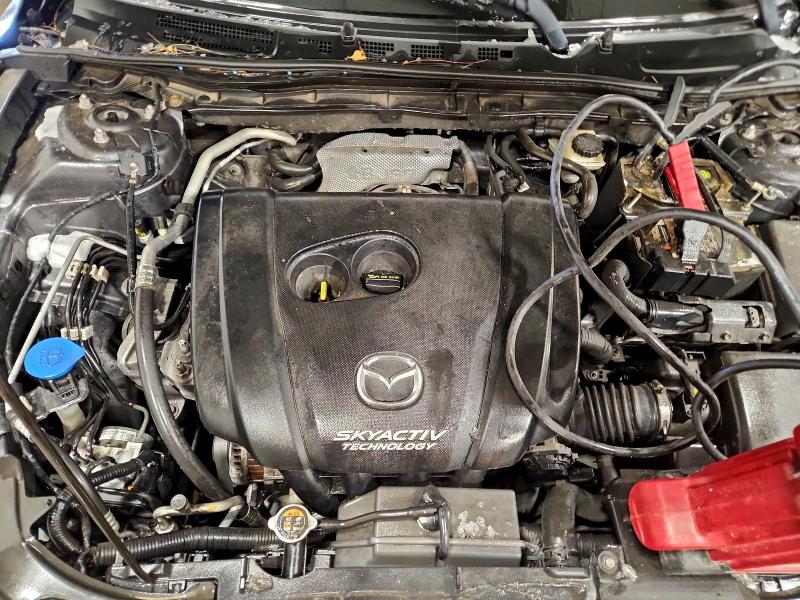 Фото 11 - MAZDA 3