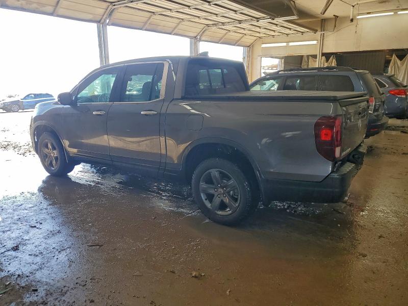 Фото 2 - HONDA RIDGELINE