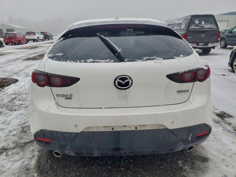 Фото 6 - MAZDA 3