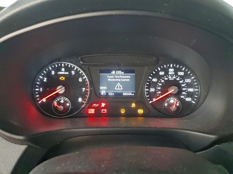 Фото 9 - KIA SORENTO