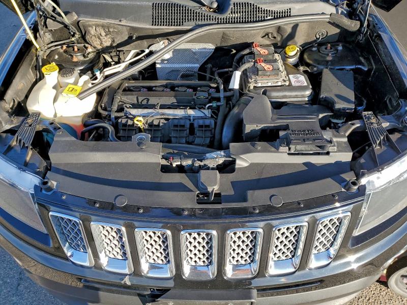 Фото 12 - JEEP COMPASS