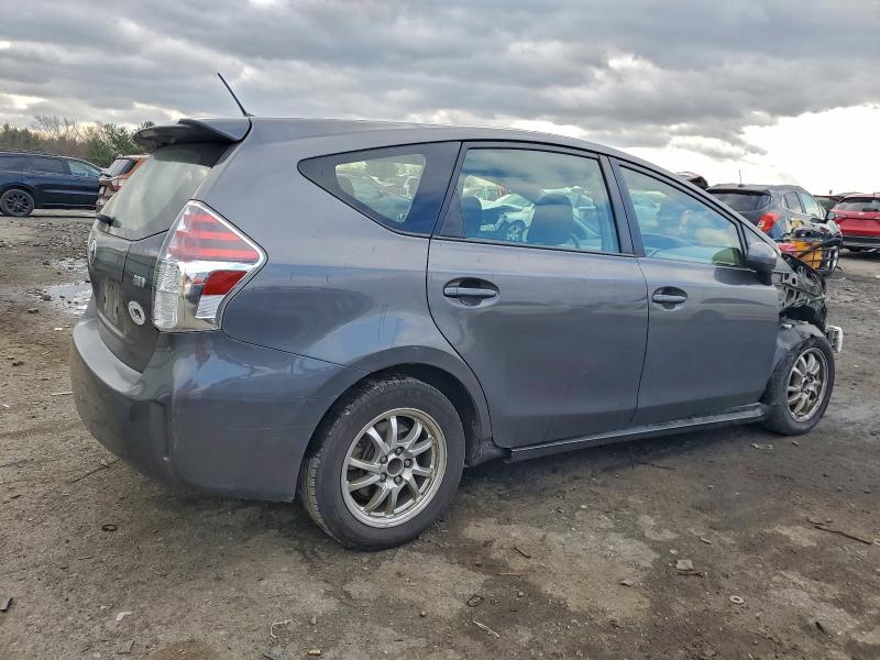 Фото 3 - TOYOTA PRIUS