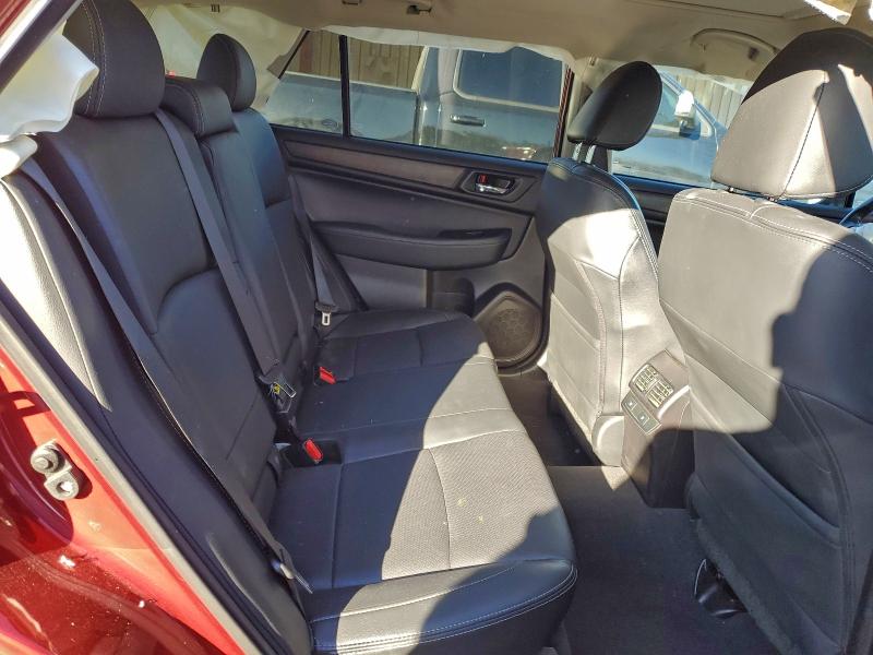 Фото 10 - SUBARU OUTBACK