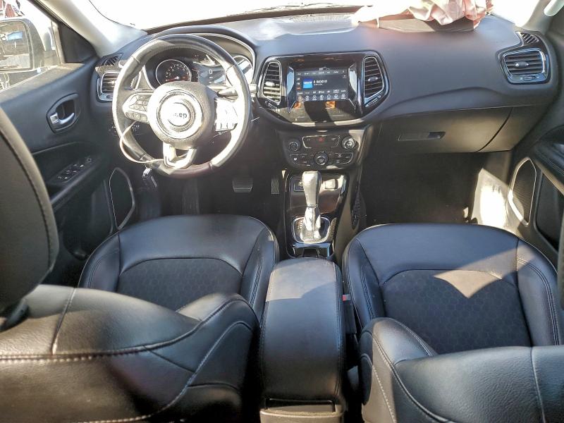 Фото 8 - JEEP COMPASS