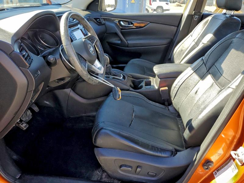 Фото 7 - NISSAN ROGUE