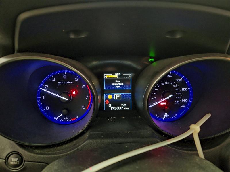 Фото 9 - SUBARU OUTBACK