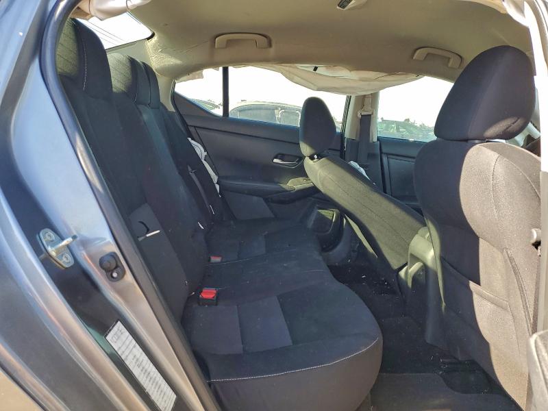 Фото 10 - NISSAN SENTRA