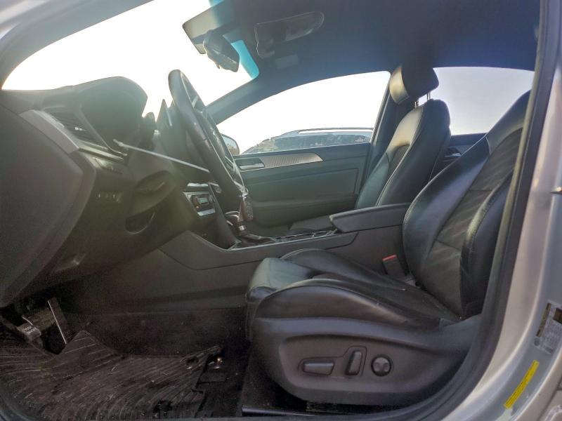 Фото 7 - HYUNDAI SONATA