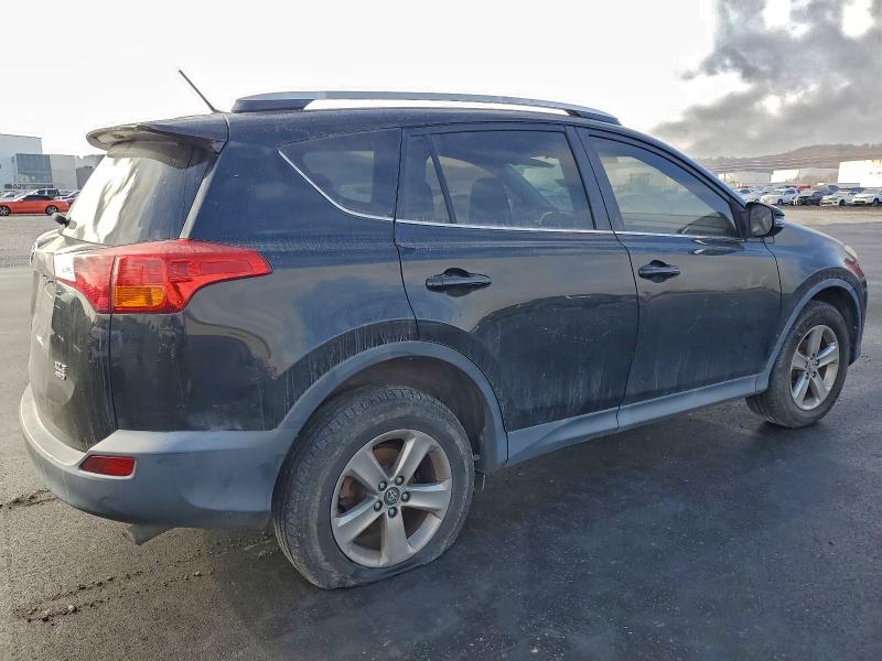 Фото 3 - TOYOTA RAV4