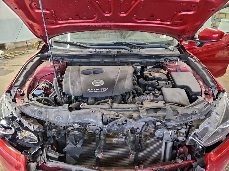 Фото 11 - MAZDA 3