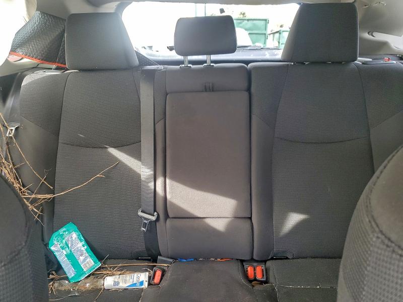 Фото 10 - TOYOTA RAV4