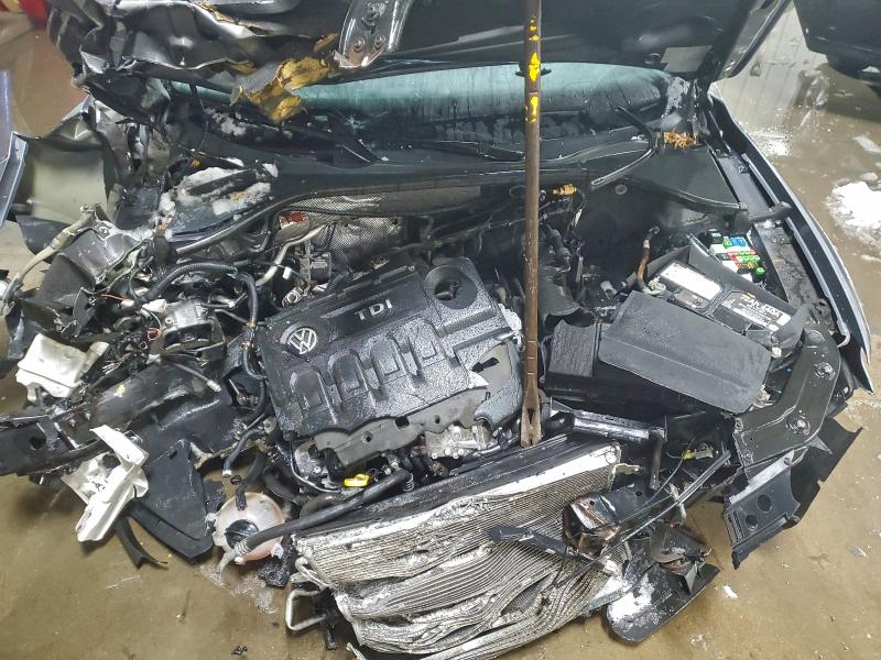 Фото 11 - VOLKSWAGEN PASSAT