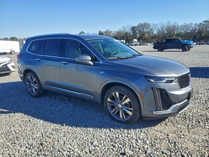 Фото 4 - CADILLAC XT6