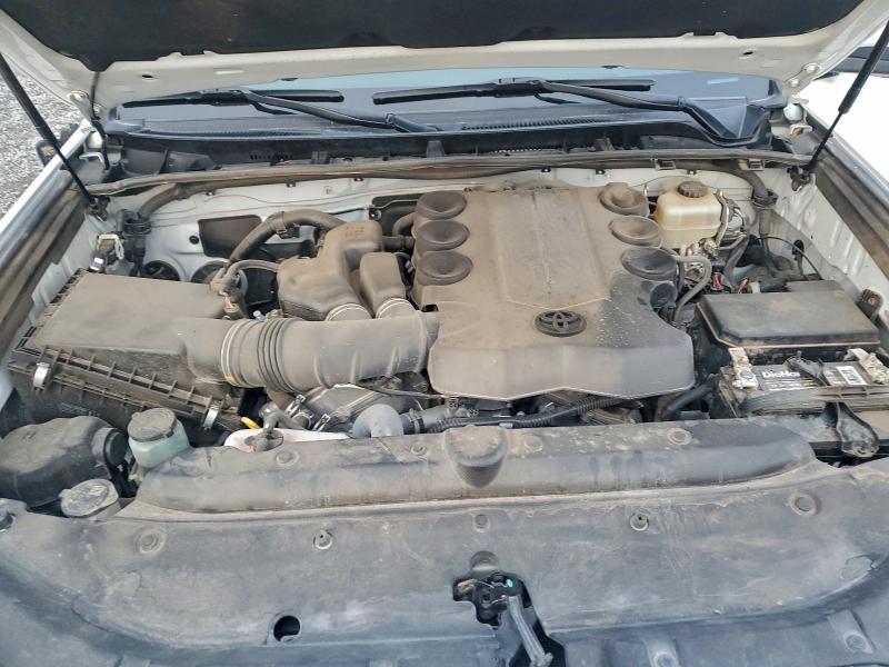 Фото 11 - TOYOTA 4RUNNER