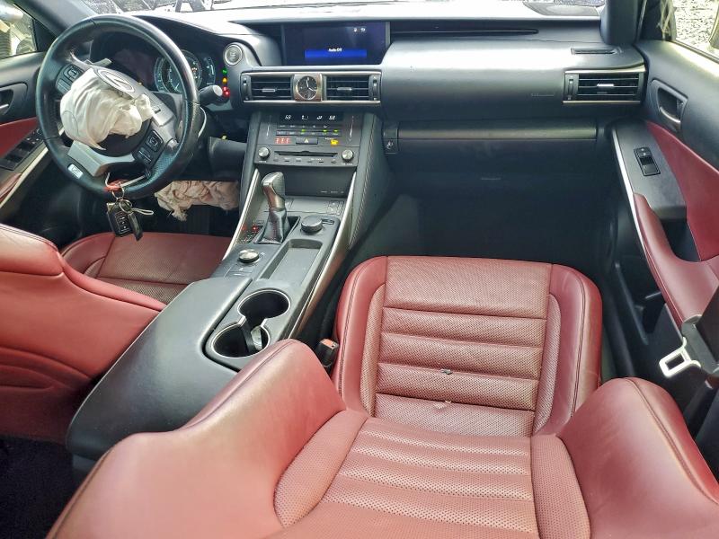 Фото 8 - LEXUS IS