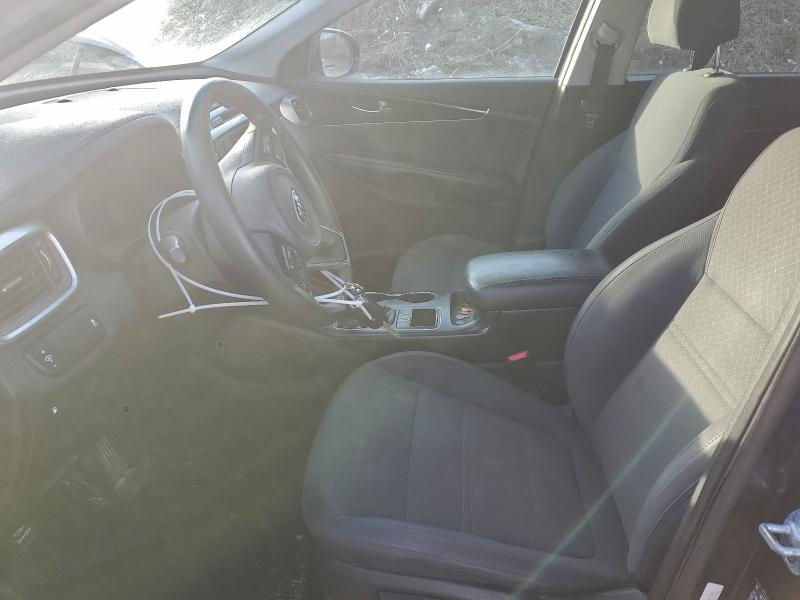 Фото 7 - KIA SORENTO