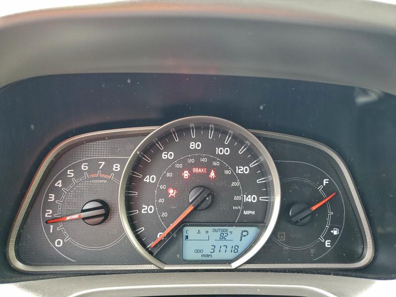 Фото 9 - TOYOTA RAV4