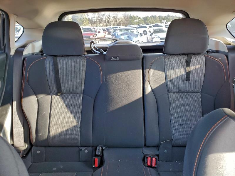 Фото 10 - SUBARU CROSSTREK