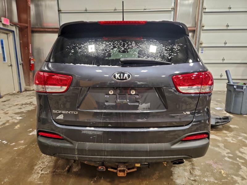 Фото 6 - KIA SORENTO