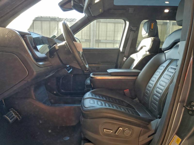 RIVIAN RIT 2023 VIN 7FCTGAAA5PN023092