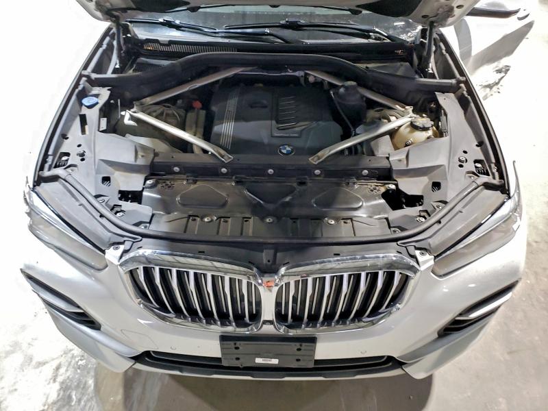 Фото 12 - BMW X5