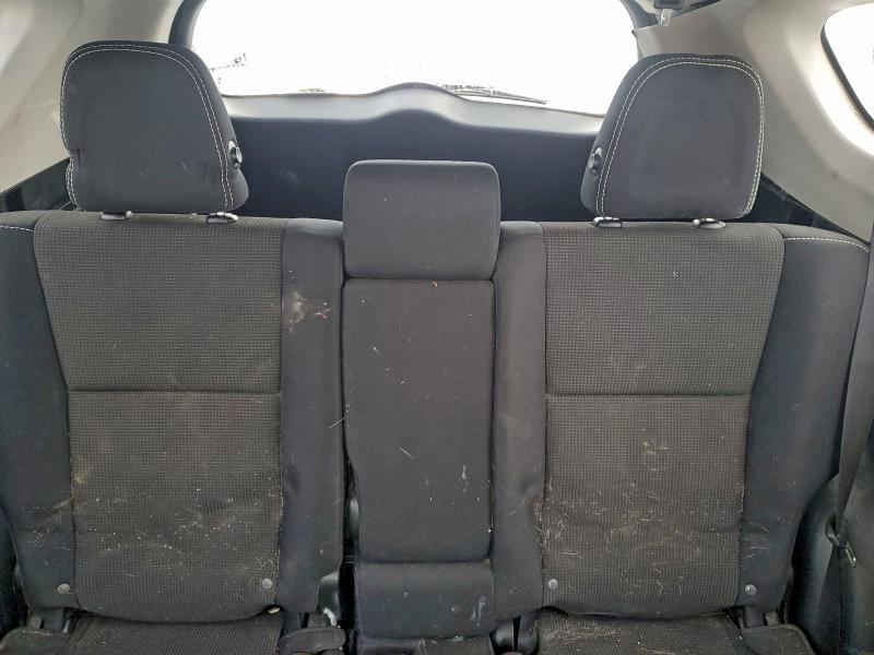 Фото 10 - TOYOTA RAV4