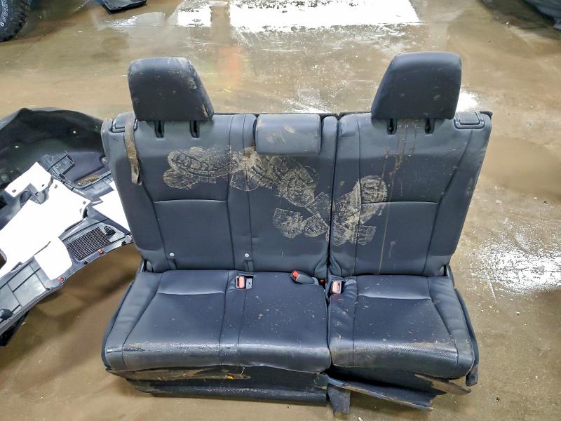 TOYOTA GRAND HIGH 2025 VIN 5TDADAB59SS019198