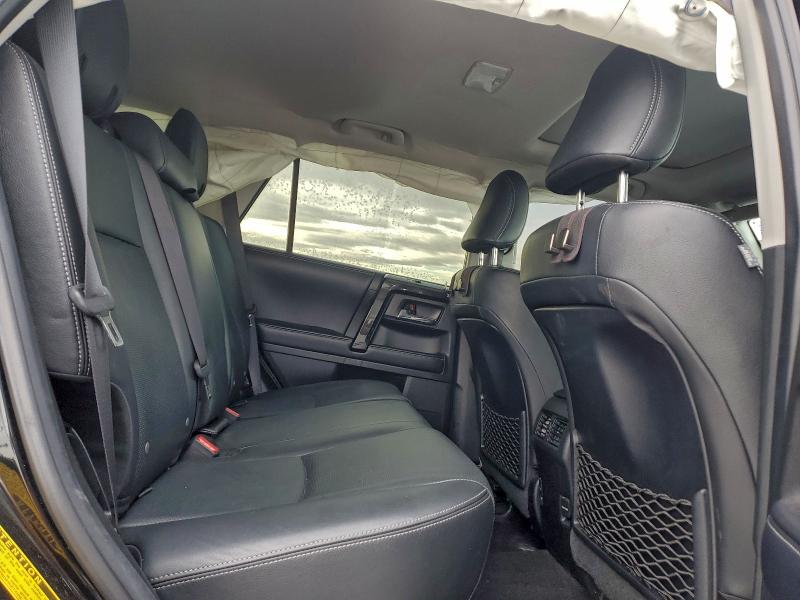 Фото 11 - TOYOTA 4RUNNER