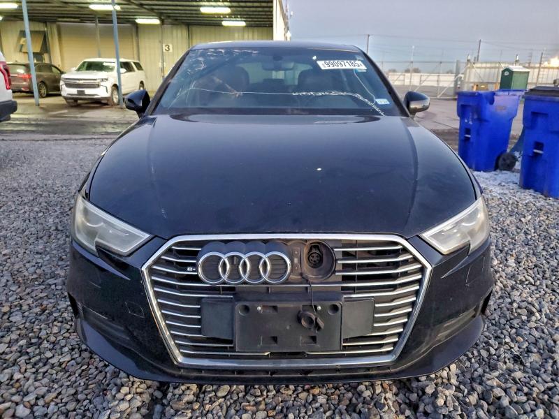 Фото 5 - AUDI A3