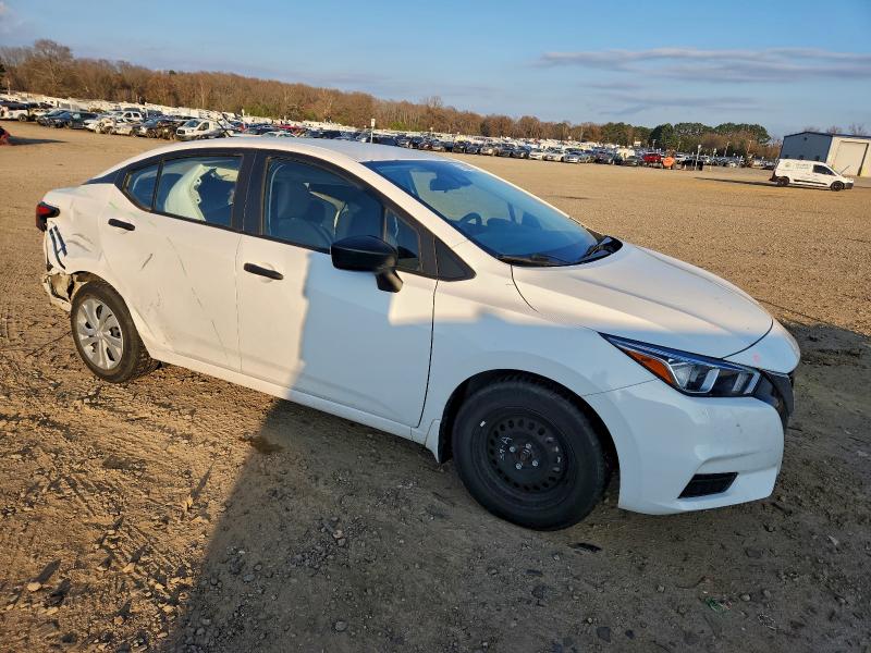 Фото 4 - NISSAN VERSA