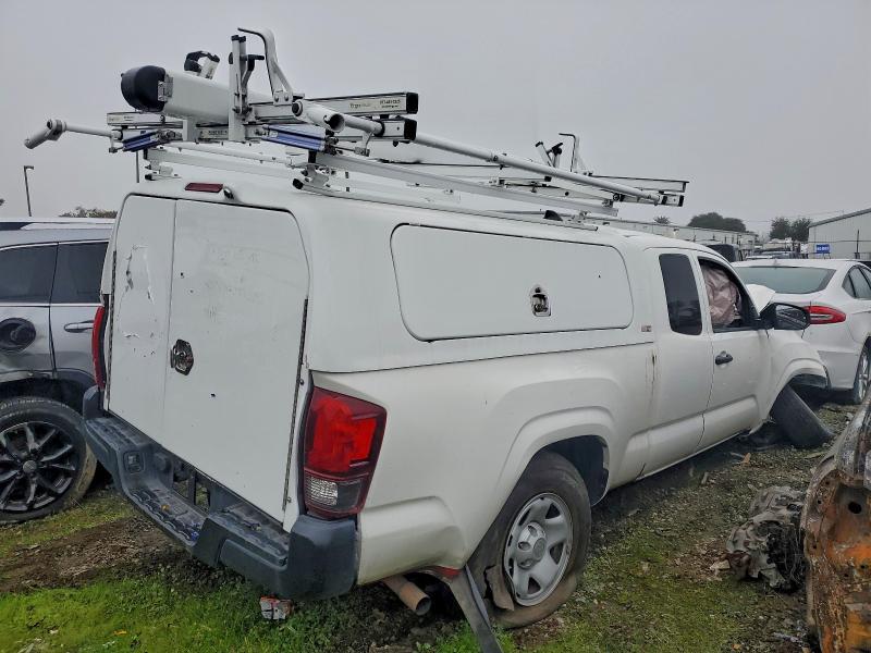 Фото 3 - TOYOTA TACOMA