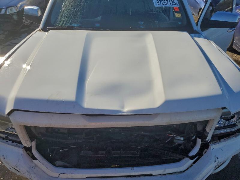 Фото 11 - GMC SIERRA