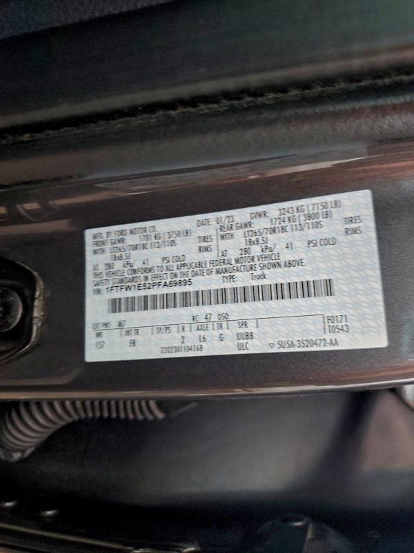 Фото 12 - FORD F-150