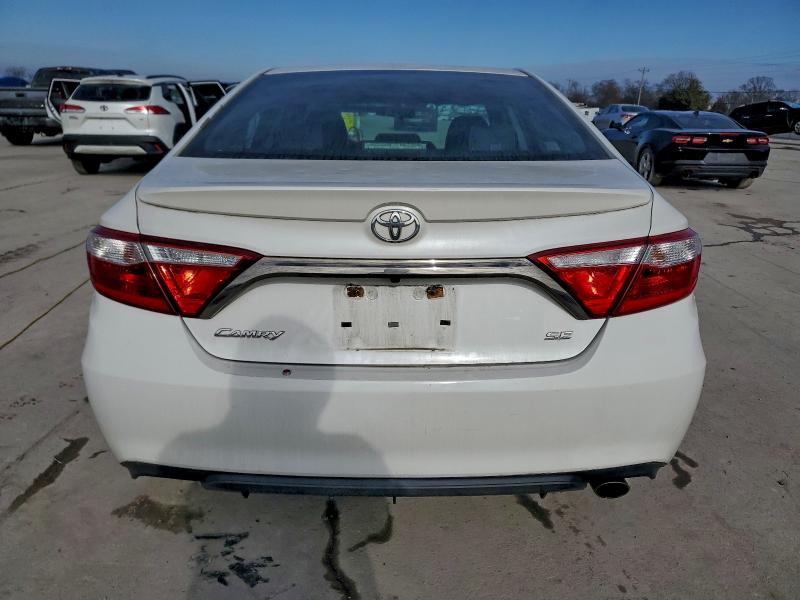 Фото 6 - TOYOTA CAMRY