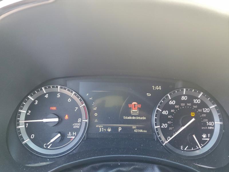 Фото 9 - TOYOTA HIGHLANDER