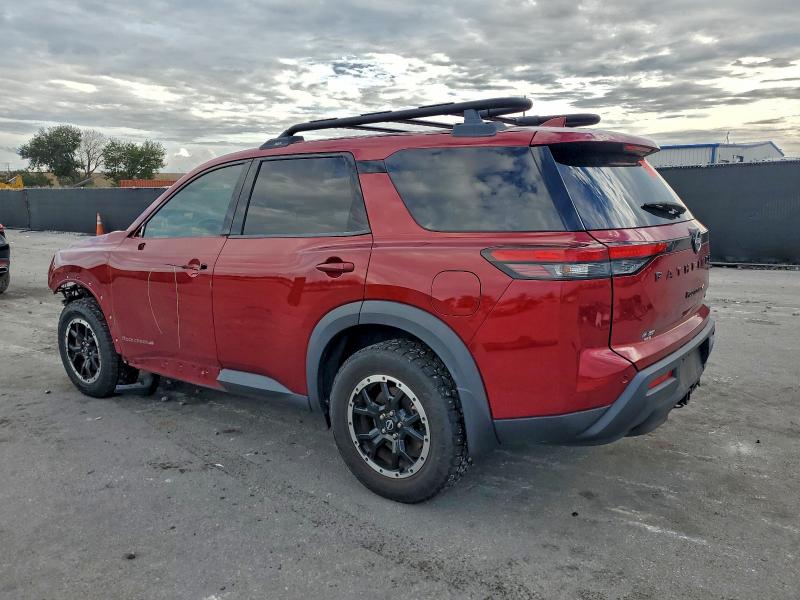 Фото 2 - NISSAN PATHFINDER