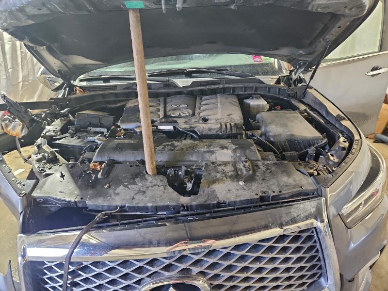 Фото 12 - INFINITI QX80