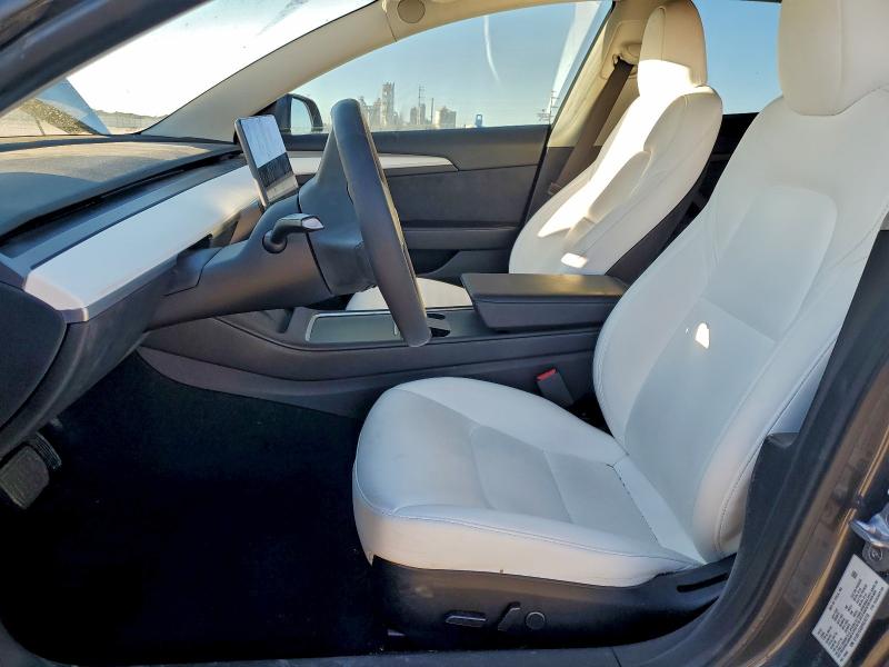 Фото 7 - TESLA MODEL 3