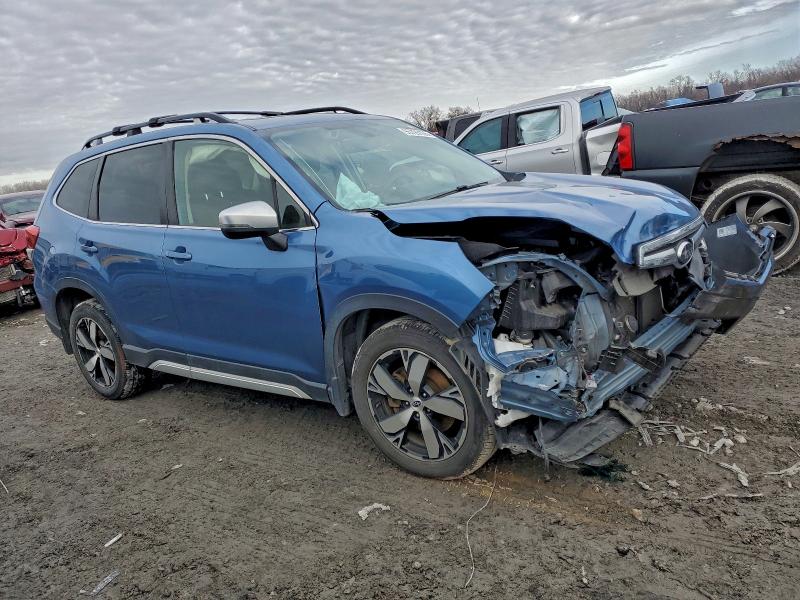 Фото 4 - SUBARU FORESTER