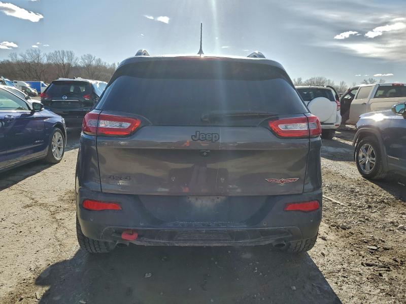 Фото 6 - JEEP CHEROKEE