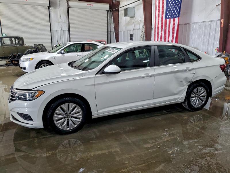 Фото 1 - VOLKSWAGEN JETTA