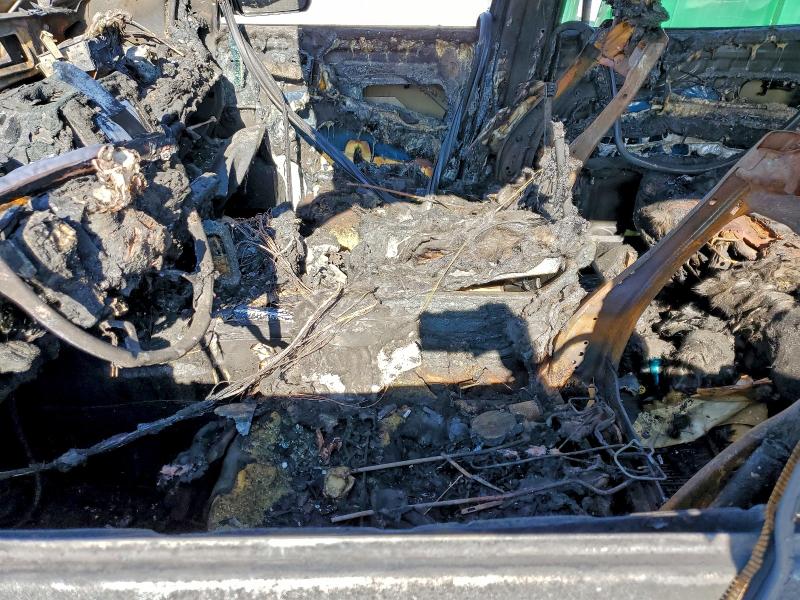 Фото 7 - TOYOTA TUNDRA