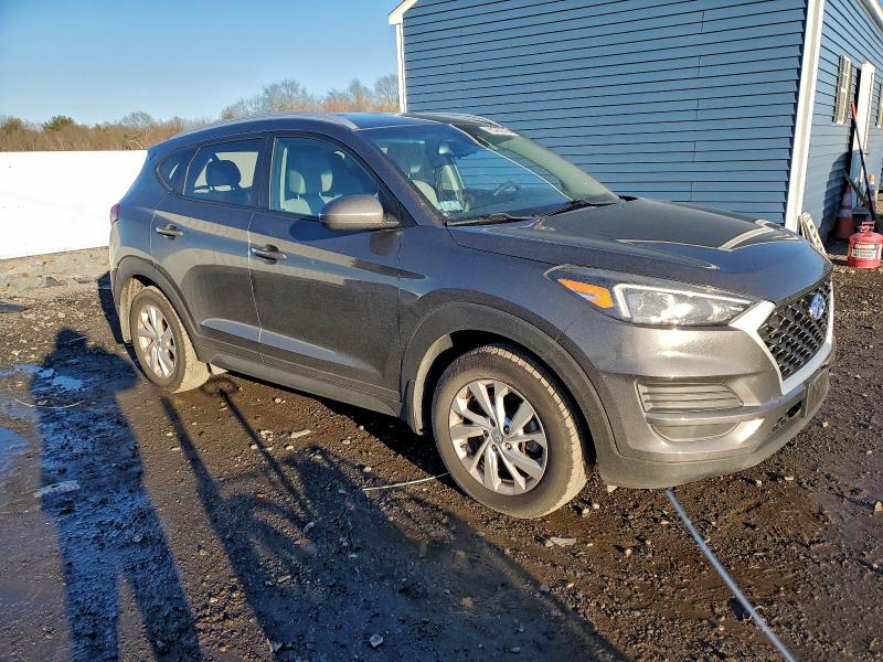 Фото 4 - HYUNDAI TUCSON