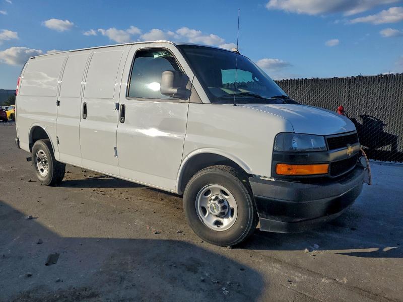 Фото 4 - CHEVROLET EXPRESS