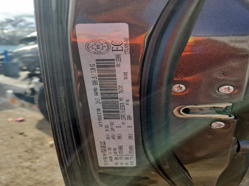 Фото 12 - RAM 1500