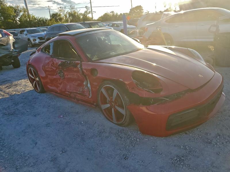 Фото 4 - PORSCHE 911