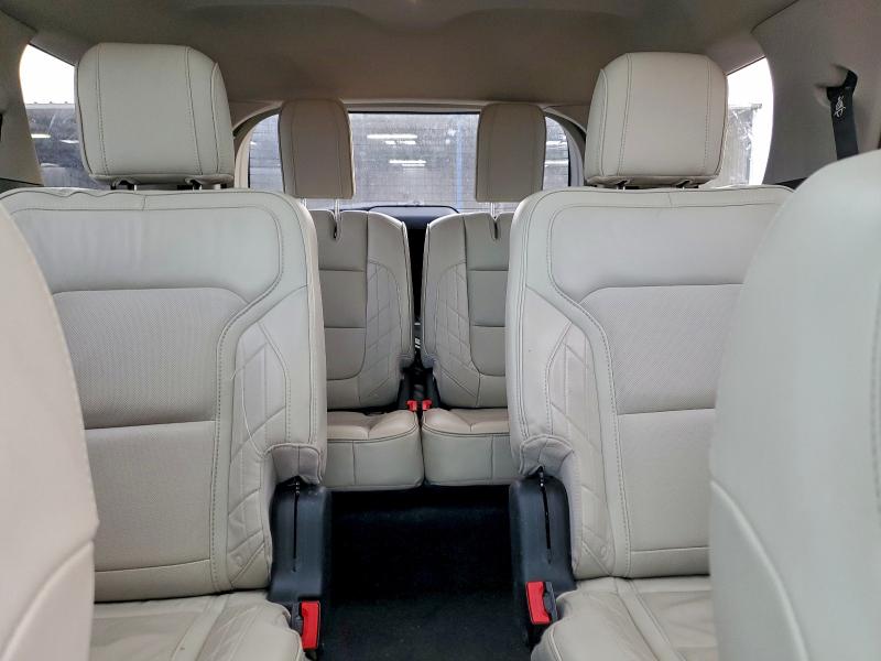 Фото 10 - FORD EXPLORER